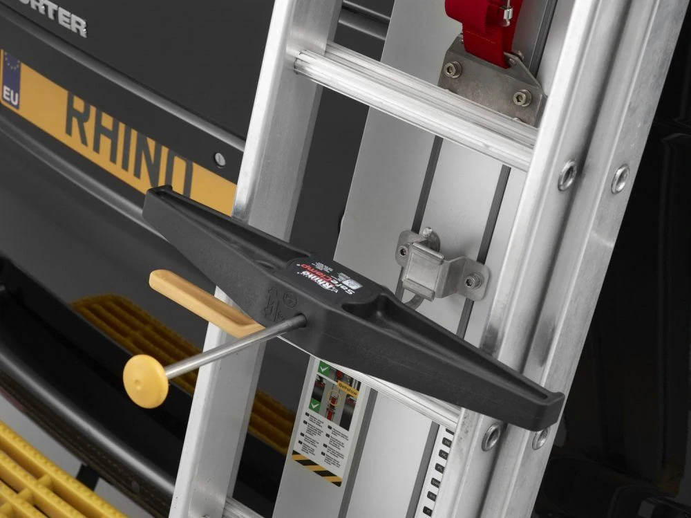 Little Giant - Univerzální střešní držák žebříků Rhino