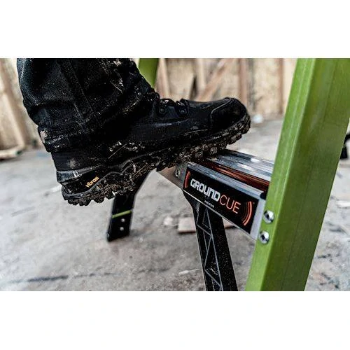 Little Giant - Mightylite 4 - velice lehký a stabilní schůdkový žebřík z nevodivého sklolaminátu Fiberglass