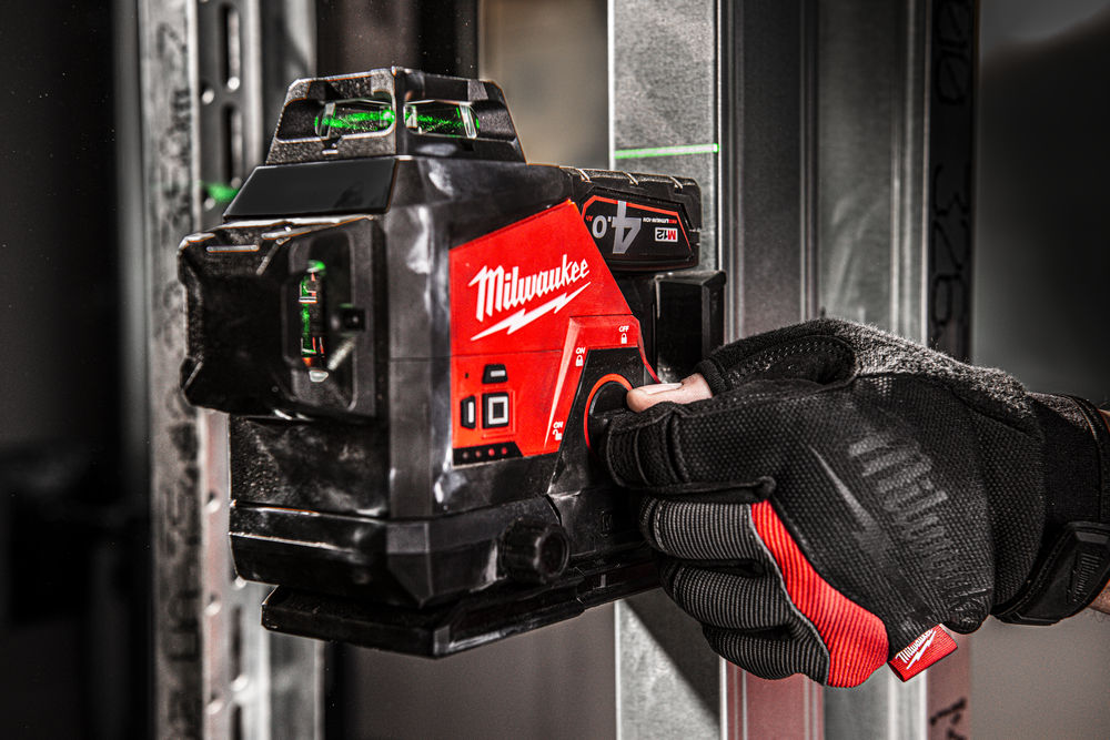 Milwaukee M12 3PL-0C LASER 360° se zeleným paprskem a 3 rovinami, bez aku