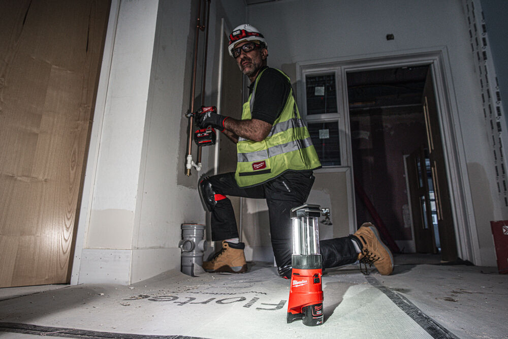 Milwaukee M12 LL-0 lucernové světlo - bez aku a nabíječky