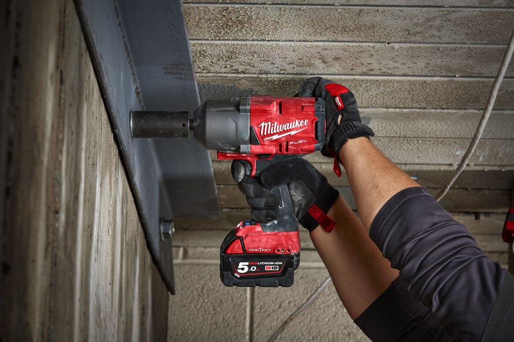 Milwaukee M18 ONEFHIWP12-0X ONEKEY FUEL 1/2  Rázový utahovák, 1491Nm, bez aku, aretační čep
