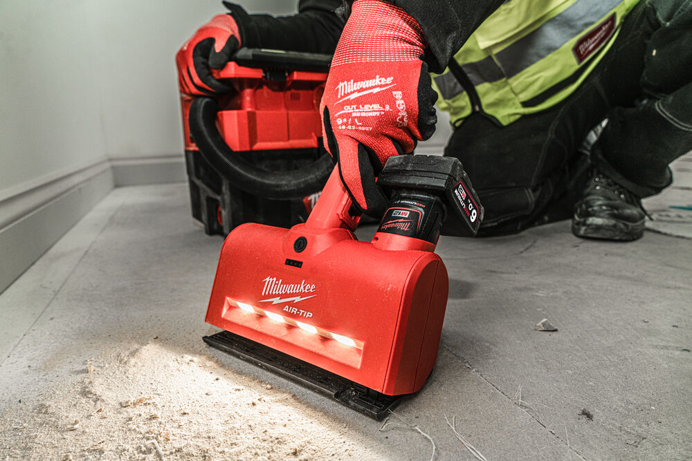 Milwaukee M12 AUN-0 AIR-TIP Podlahová aktivní trubice