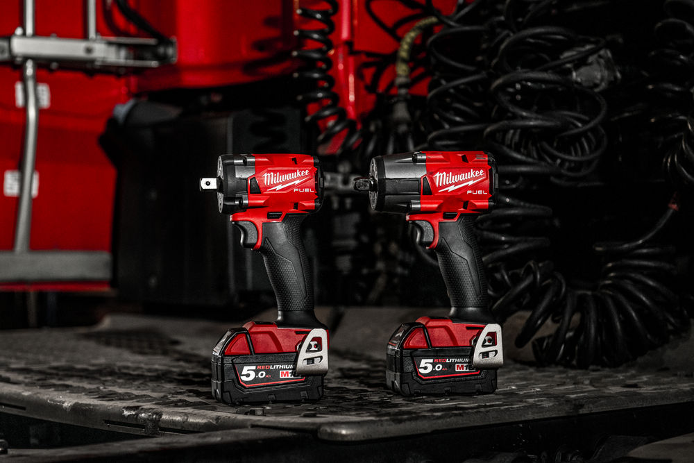 Milwaukee M18 FIW2F12-502X FUEL 1/2 Rázový utahovák, 339Nm, poj. kroužek