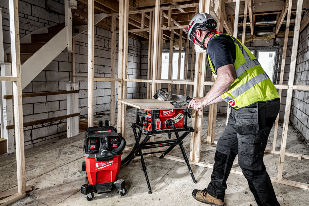 Milwaukee M18 F2VC23L-0 Aku vysavač třídy L - 23 litrů