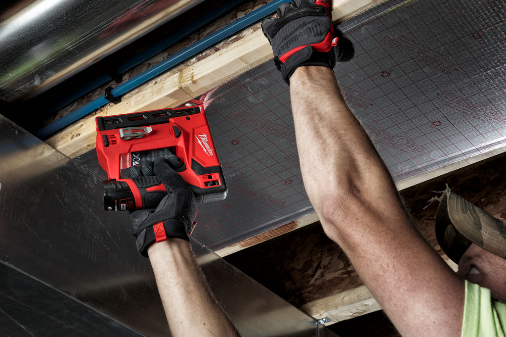 Milwaukee M12 BST-0 Aku sponkovačka