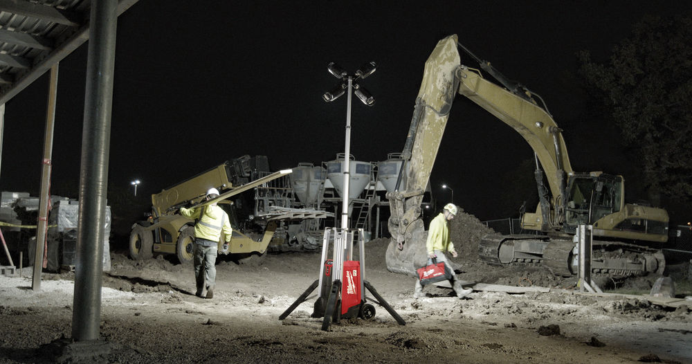 Milwaukee MX FUEL TL stožárová svítilna