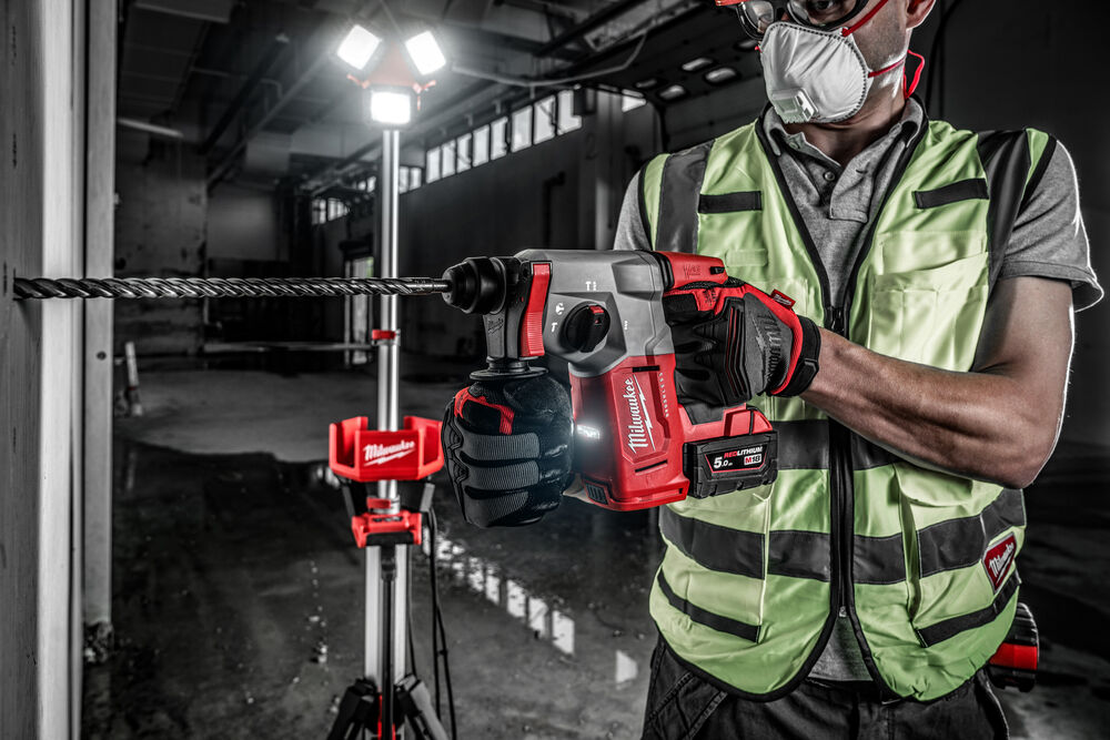 Milwaukee M18 BLH-502X SDS plus 26 mm vrtací a sekací kladivo