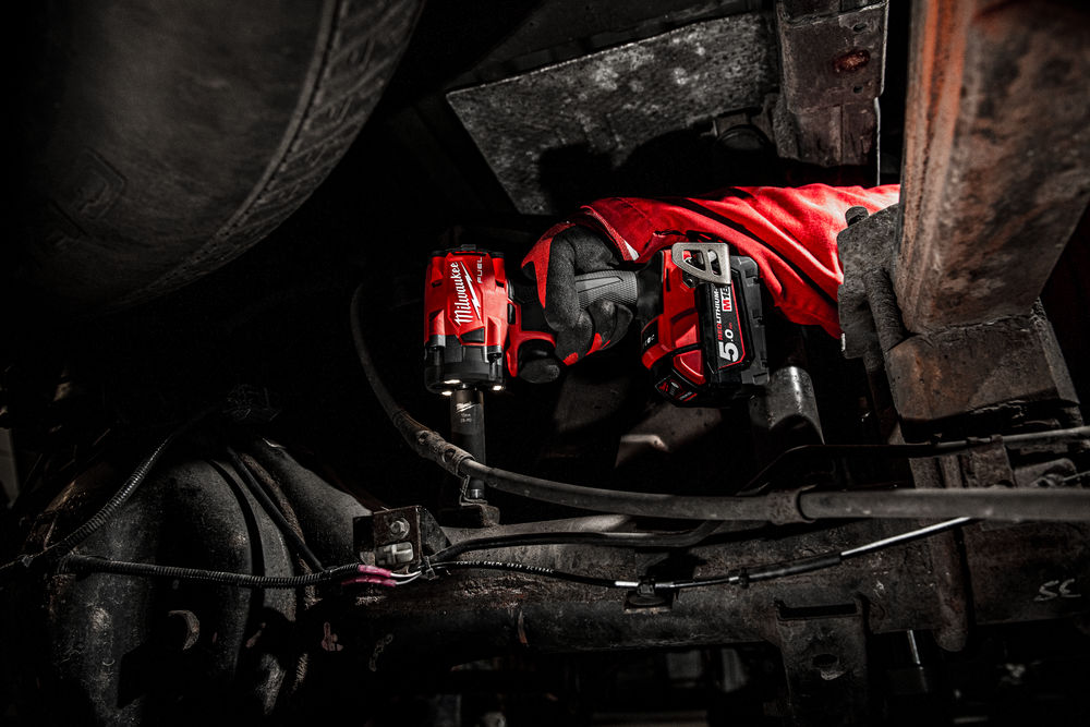 Milwaukee M18 FIW2F12-502X FUEL 1/2 Rázový utahovák, 339Nm, poj. kroužek