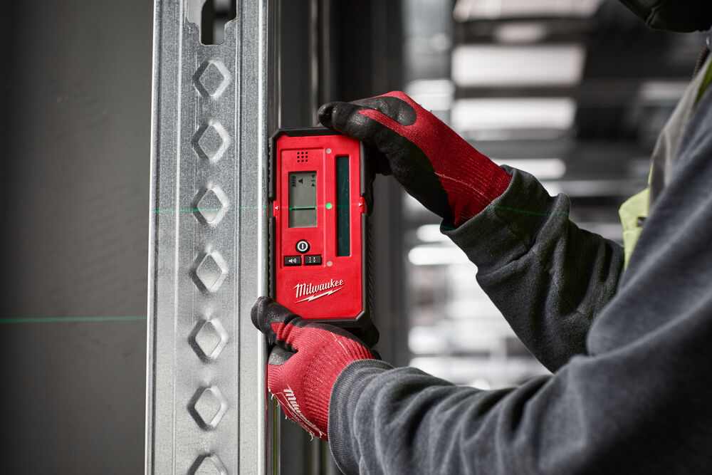 Milwaukee Detektor liniového laseru LLD50