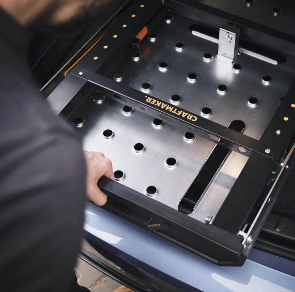 Kovový skládací pracovní stůl CRAFTMAKER SteelBench S110