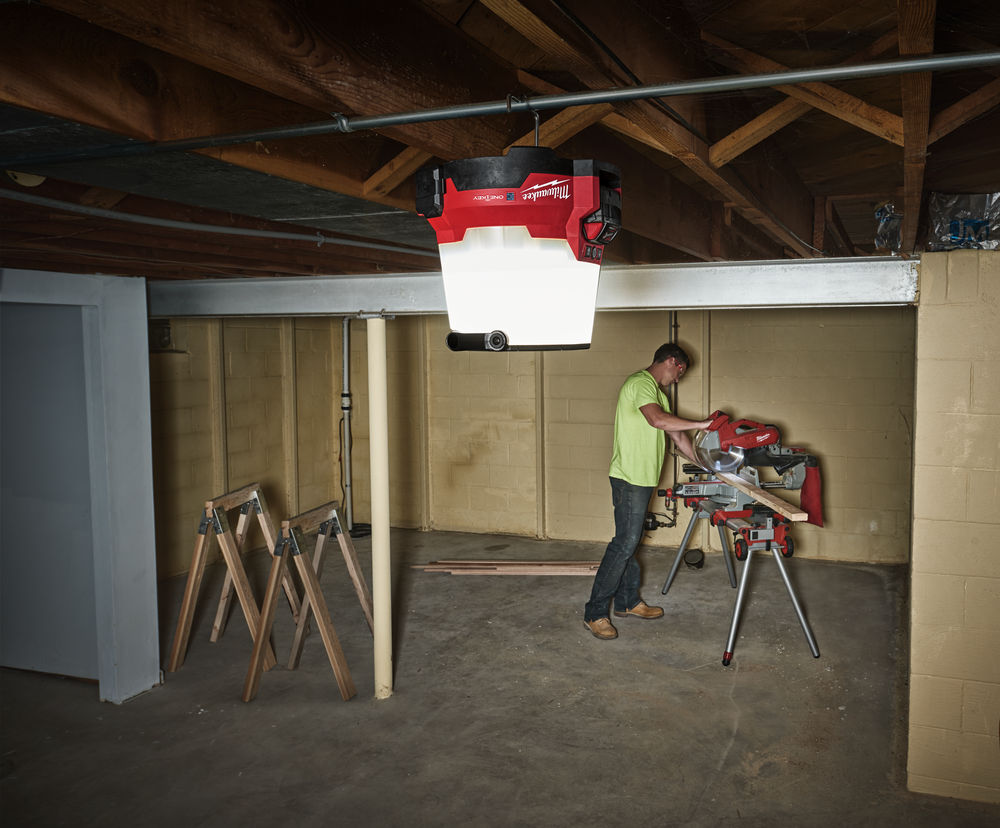 Milwaukee M18 ONESLSP-0 ONE-KEY Prostorová LED svítilna, 4400 Lumenů