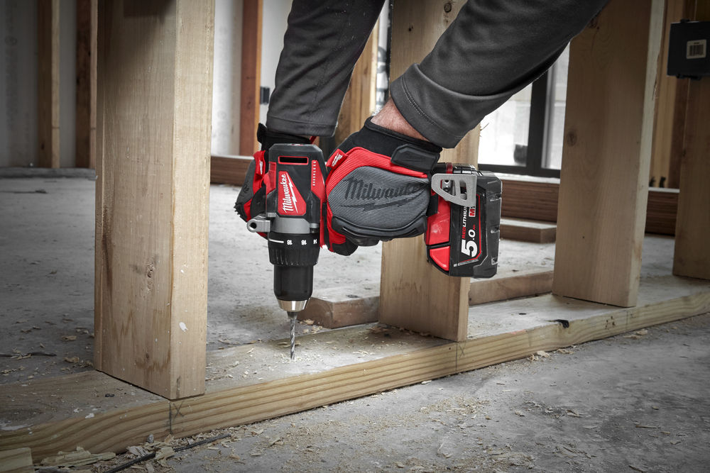 Milwaukee M18 BLDD2-502X BEZUHLÍKOVÝ VRTACÍ ŠROUBOVÁK