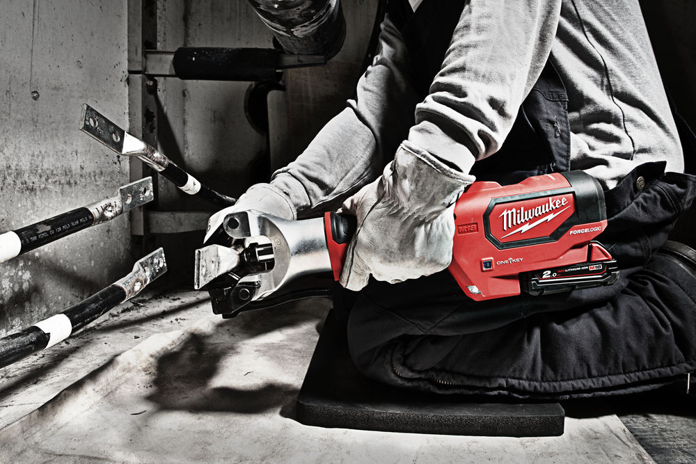 Milwaukee M18 HDCT FORCE LOGIC univerzální krimpovací kleště