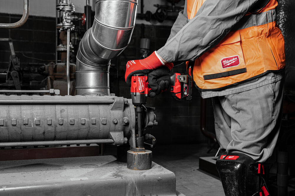 Milwaukee M18 FMTIW2P12-0X FUEL 1/2 Rázový utahovák, 881Nm, aretační čep