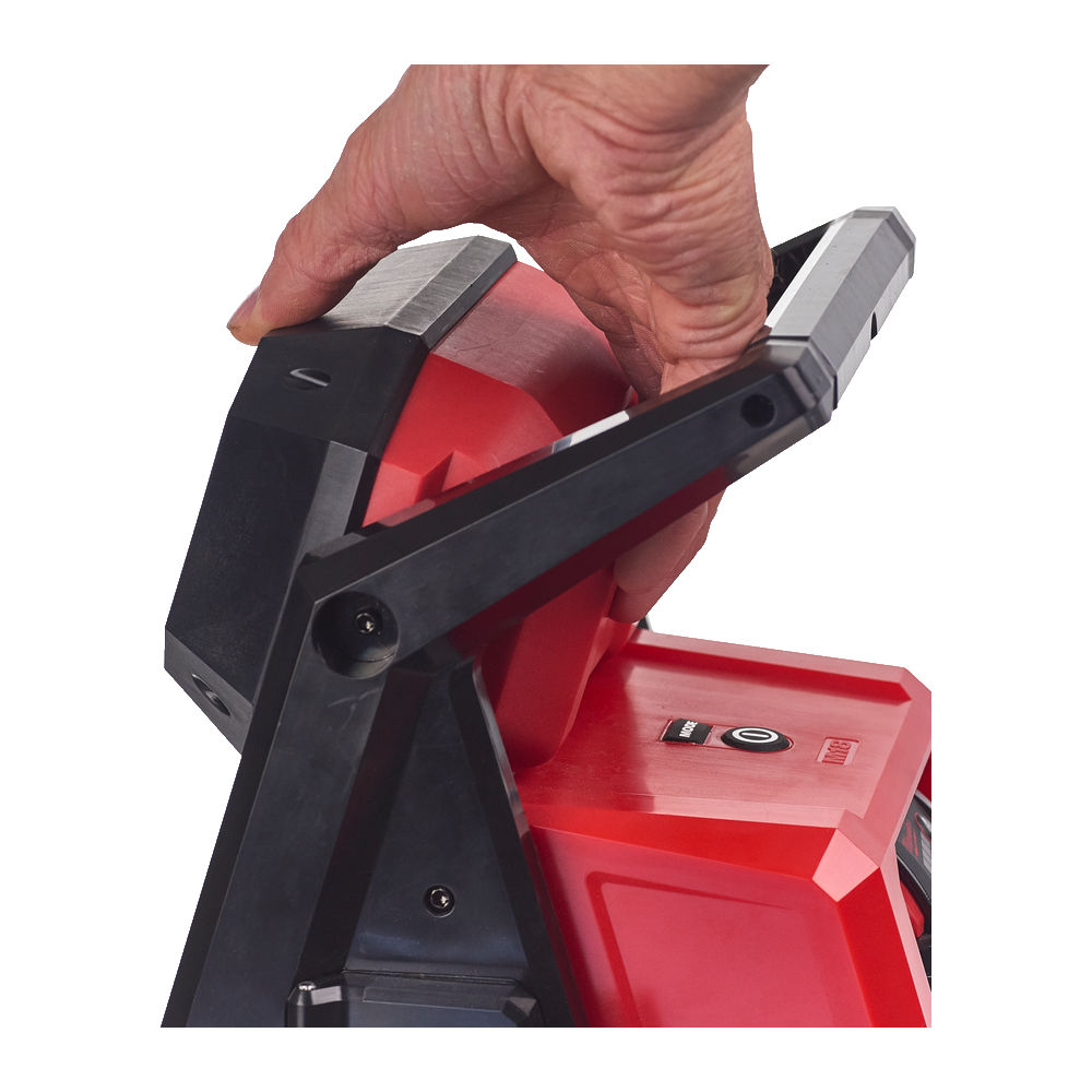 Milwaukee M18 HOAL-0 Svítilna s velkým výkonem, 4000 lumenů