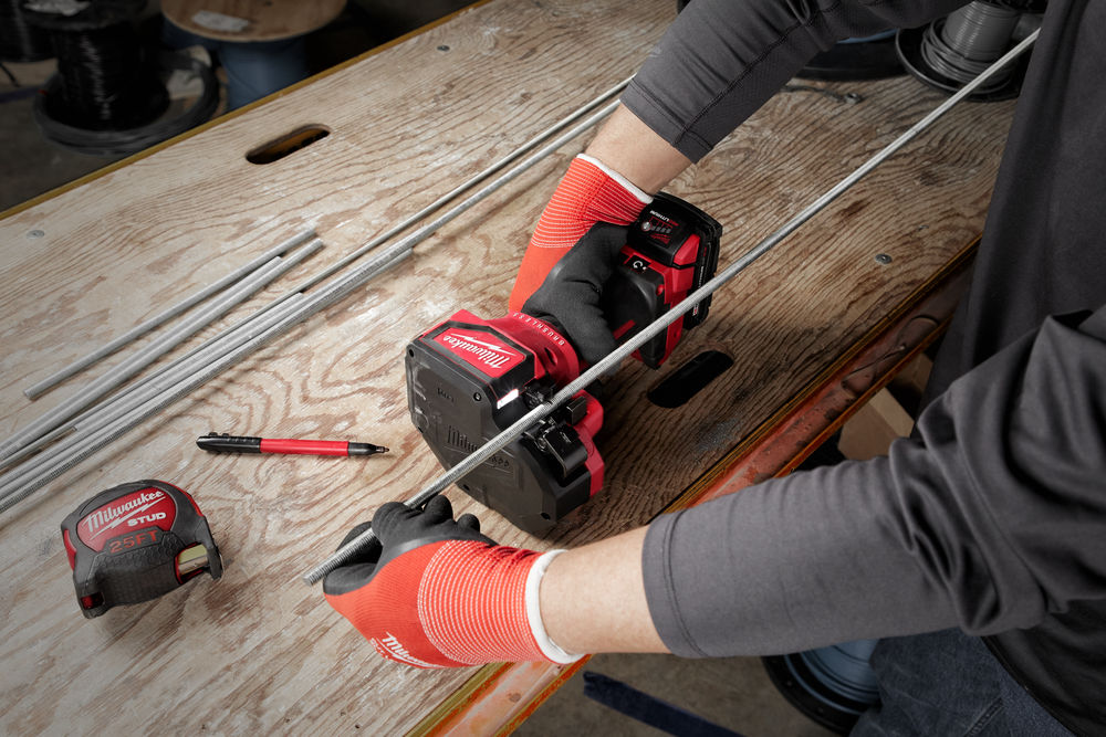 Milwaukee M18 BLTRC-0X BEZUHLÍKOVÉ KLEŠTĚ NA ZÁVITOVÉ TYČE