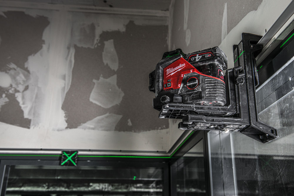 Milwaukee M12 3PL-0C LASER 360° se zeleným paprskem a 3 rovinami, bez aku