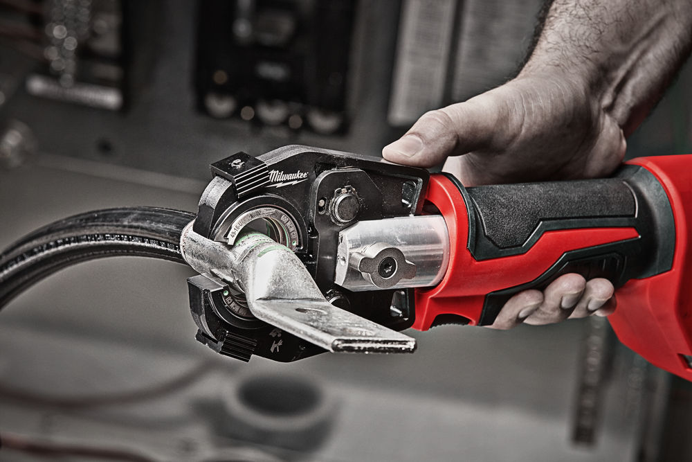 Milwaukee M18 HCCT-201C Hydraulické krimpovací kleště na kabely 53 kN
