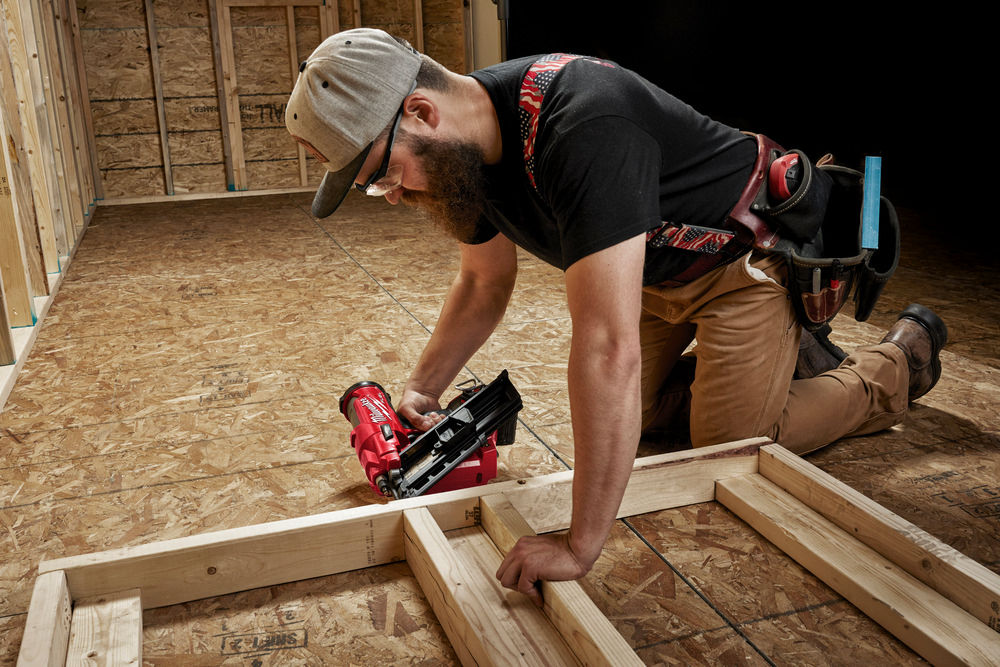 Milwaukee M18 FFN-502C Tesařská hřebíkovačka, 50-90mm, 2 X 5Ah