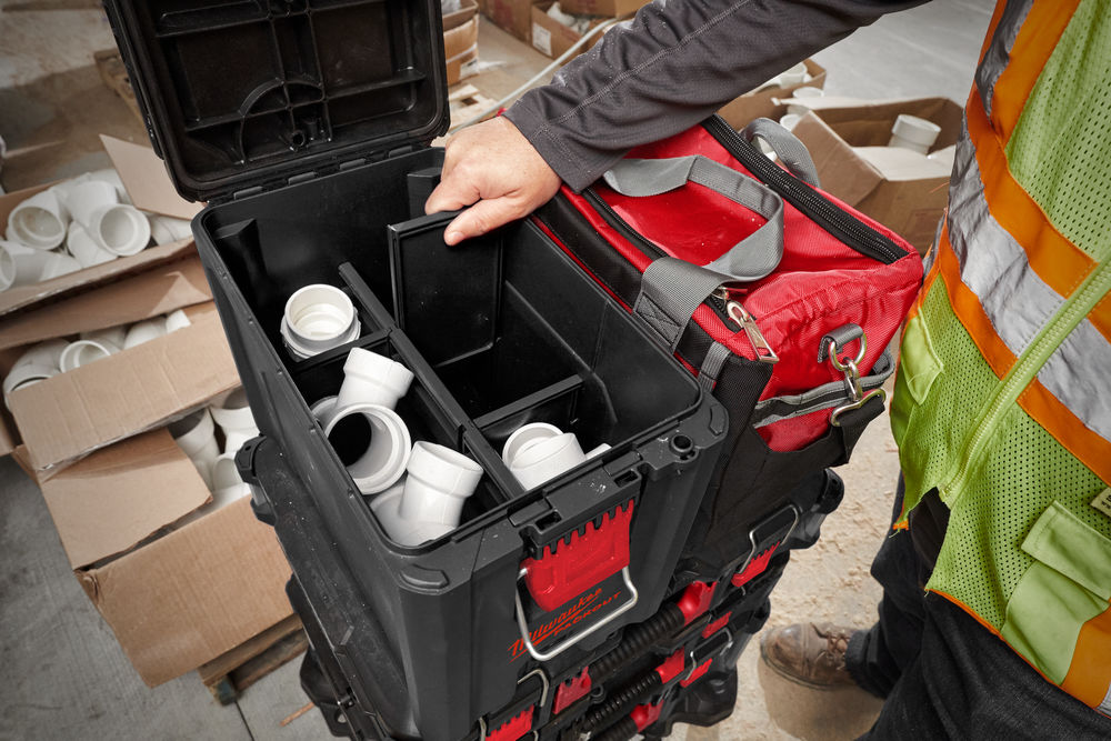 Milwaukee PACKOUT Kompaktní kufr na nářadí