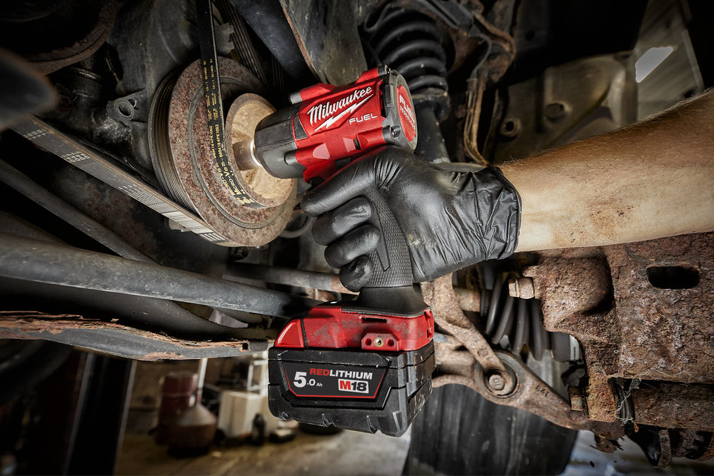 Milwaukee M18 FMTIW2P12-0X FUEL 1/2 Rázový utahovák, 881Nm, aretační čep