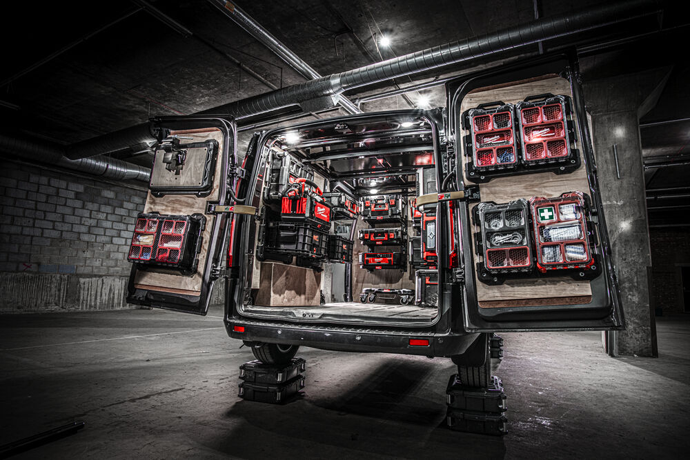 Milwaukee Packout E-Track regálový systém - sada