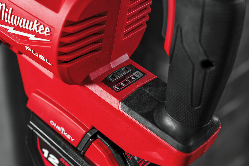 Milwaukee M18 ONEFHIWF1D-121C - 1" rázový utahovák s prodlouženým vřetenem 2711Nm