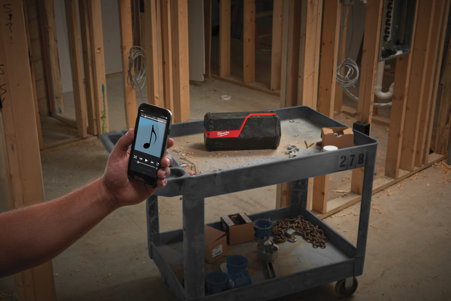 Milwaukee M12-18 JSSP-0 Bluetooth reproduktor