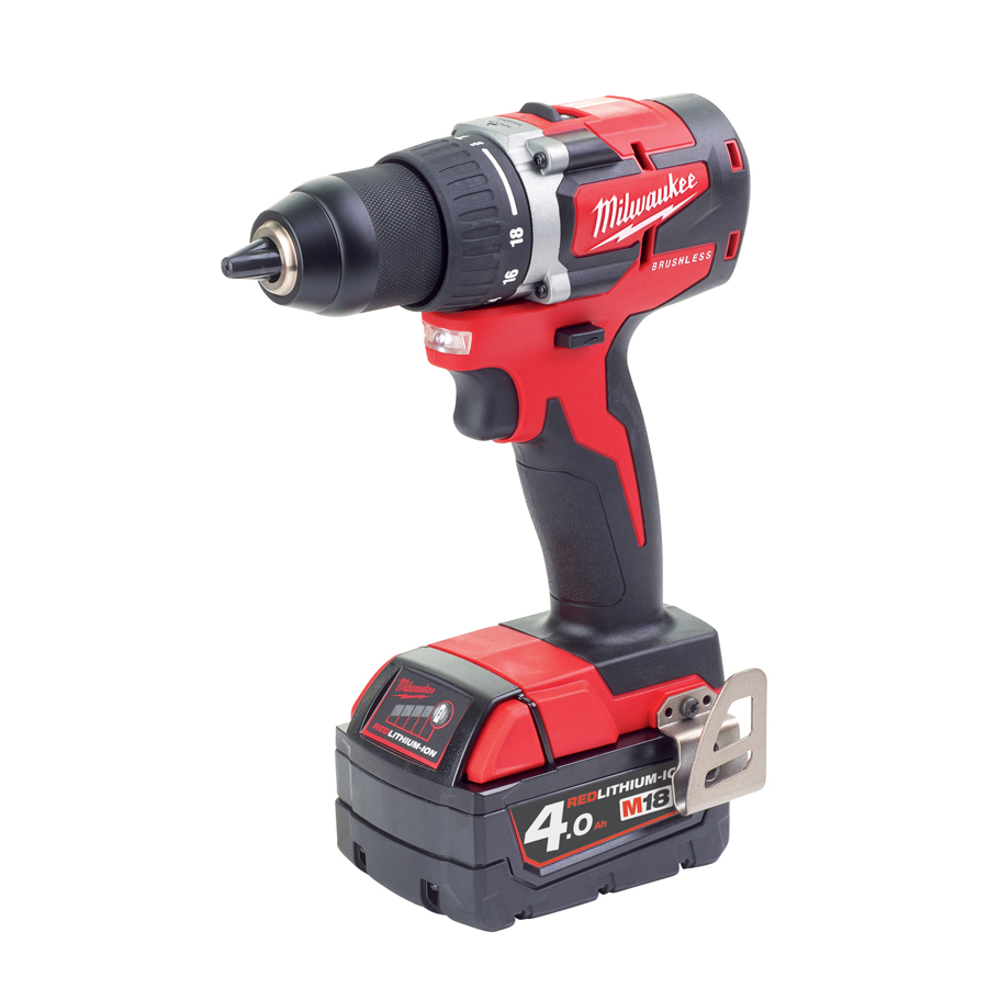 Milwaukee M18 CBLDD-402C KOMPAKTNÍ BEZUHLÍKOVÝ VRTACÍ ŠROUBOVÁK