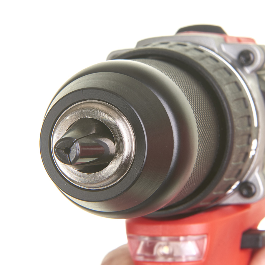 Milwaukee M18 CBLDD-402C KOMPAKTNÍ BEZUHLÍKOVÝ VRTACÍ ŠROUBOVÁK